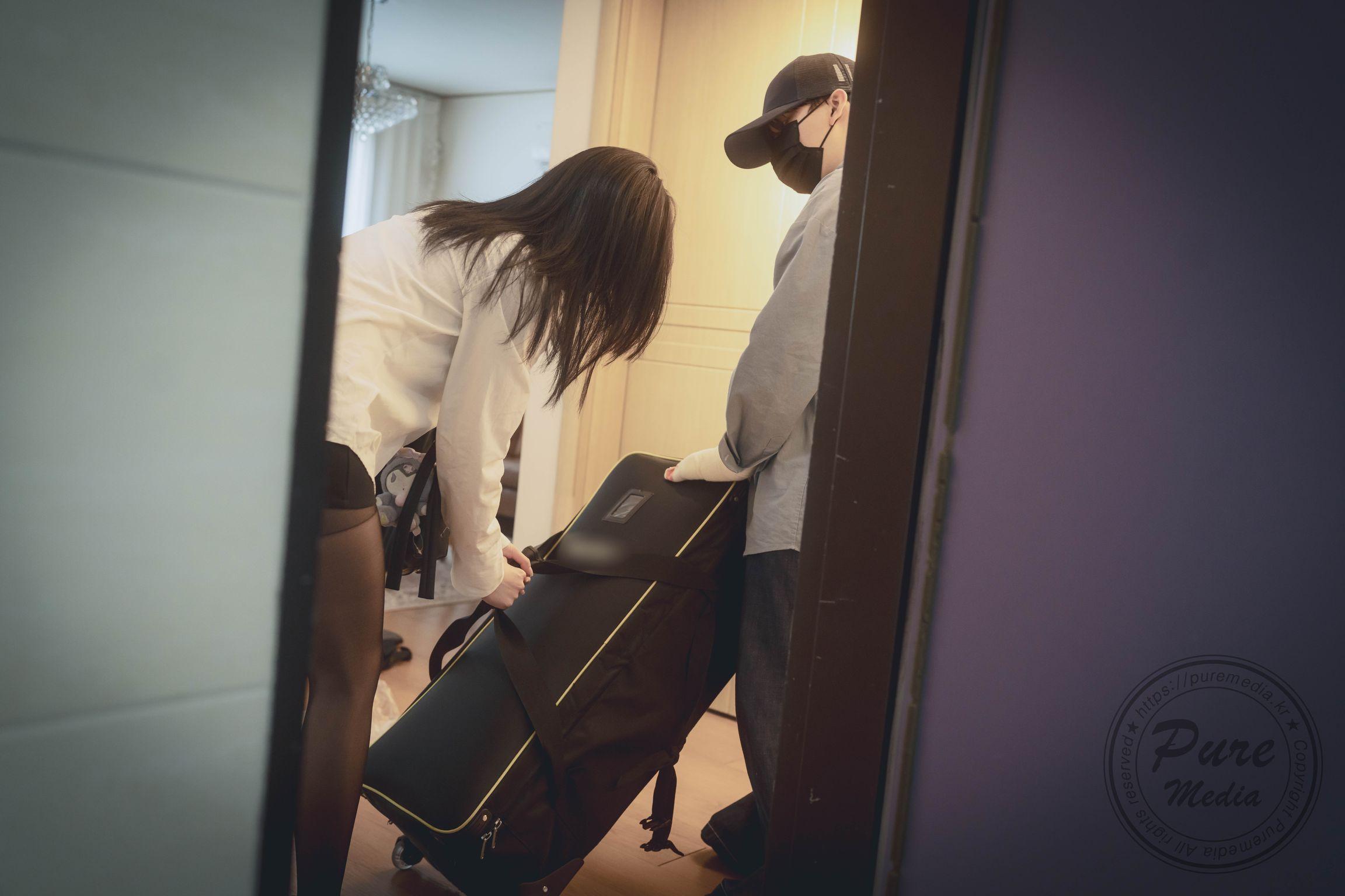 Pure Media Vol.285: Hina (히나) – Psycho Stalker’s Room (208 photos)(26)