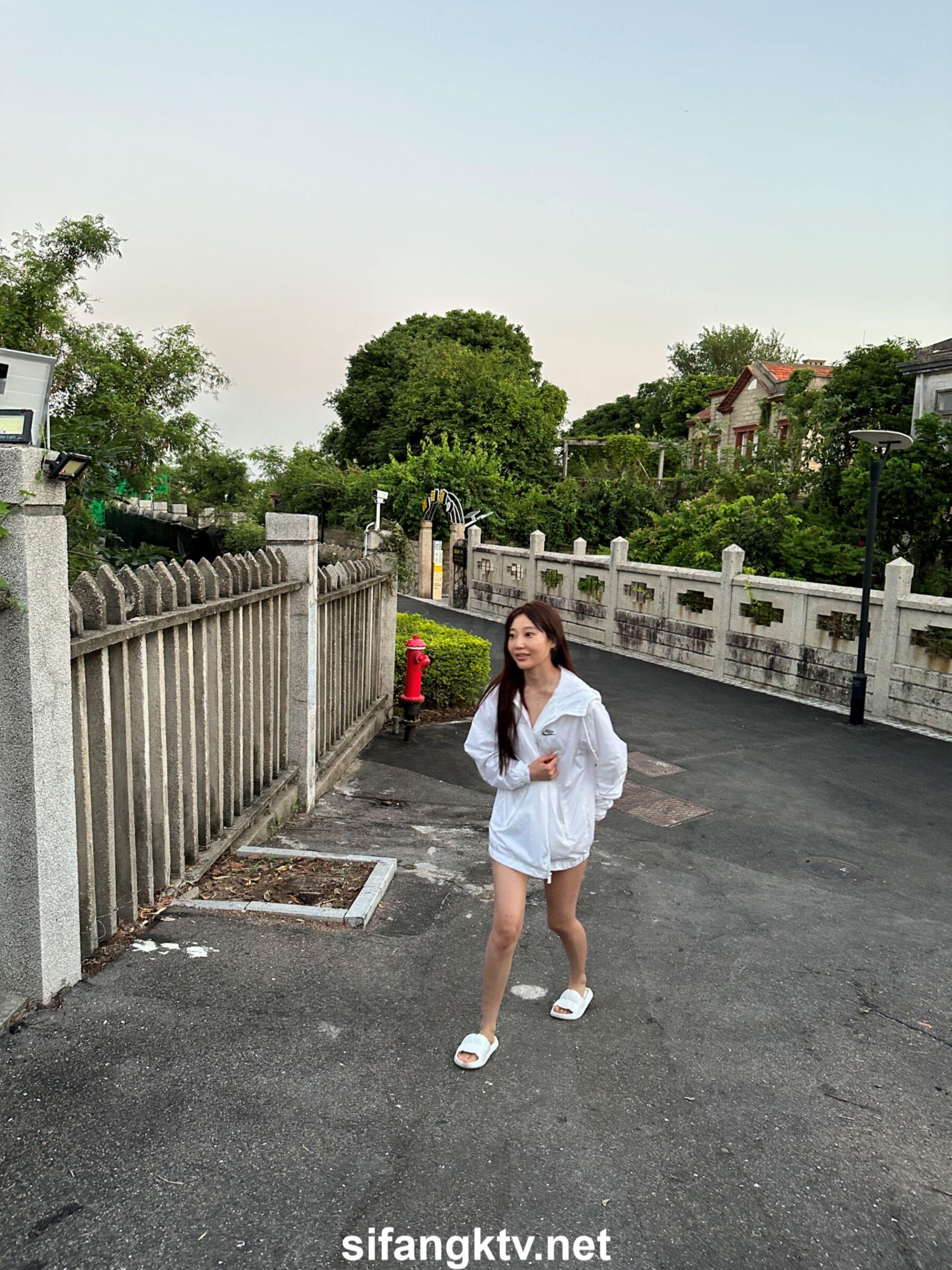 希威社 国模小初大尺度人体私拍套图(406)