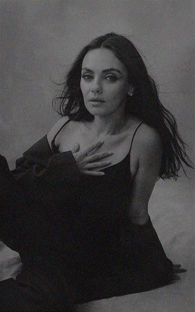 Mila Kunis ZSYftoDY_o