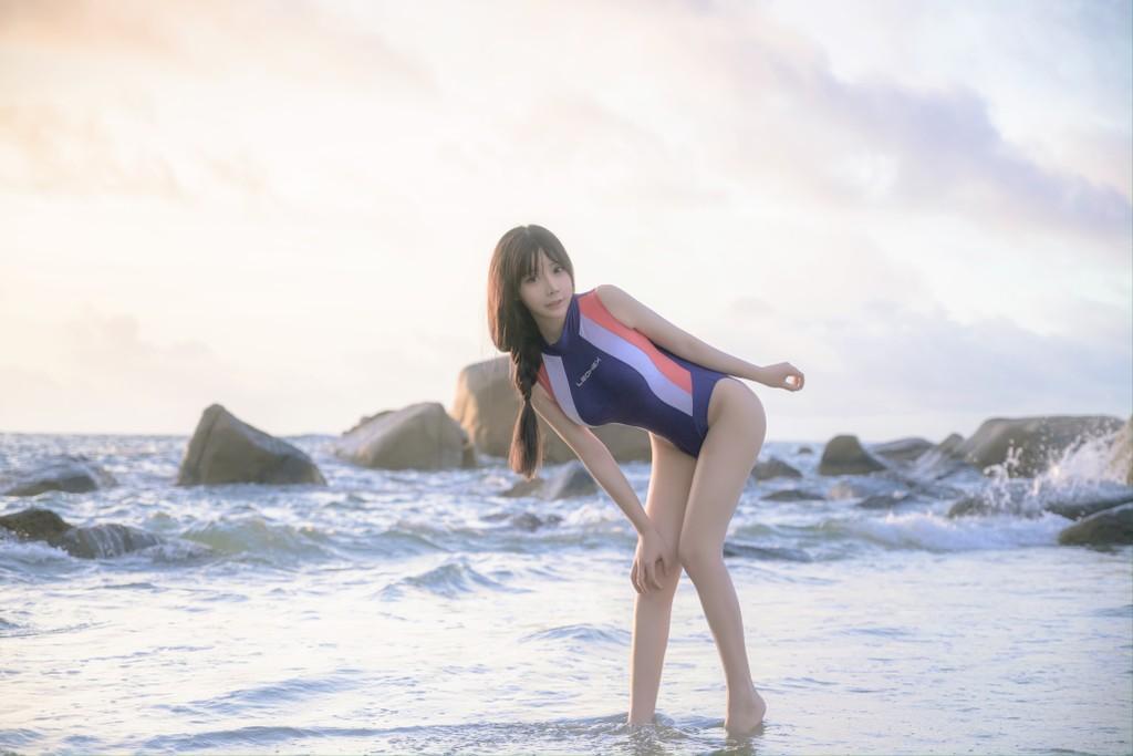 Coser@抱走莫子aa Vol.031: 竞技泳衣 (69 photos )(14)