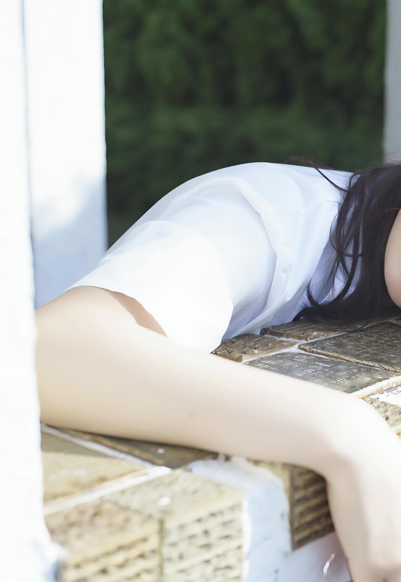 Hiyori Hanasaki 花咲ひより, FRIDAYデジタル写真集 「満載１０６カット！　オール未公開の完全版グラビア」 Set.01(13)