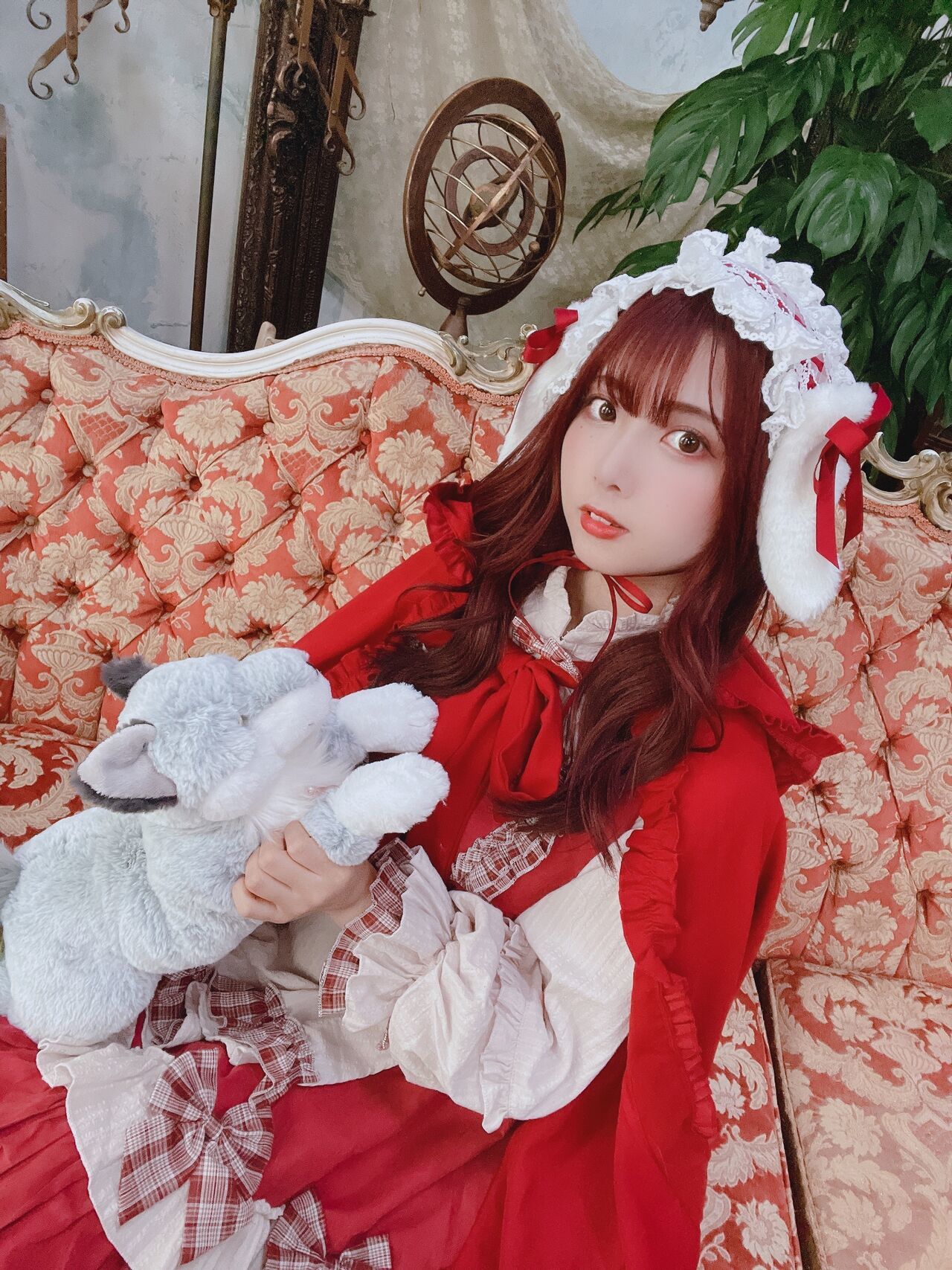 Tomiko - Red Riding Hood