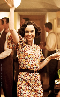 Lily Collins - Page 6 AvgSVmhp_o