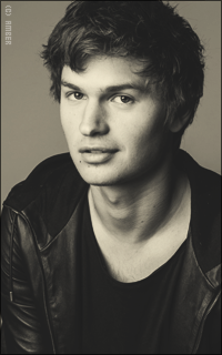 Ansel Elgort  HhD6JuO8_o