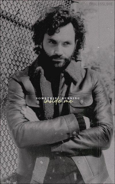 Penn Badgley - Page 18 6krfrkBo_o