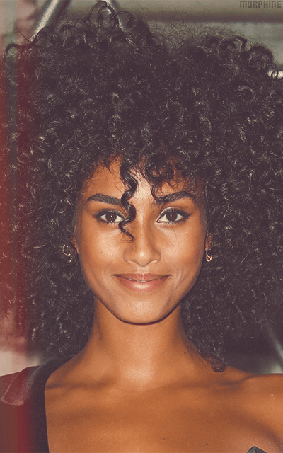 Imaan Hammam - Page 2 FxyEYSlf_o