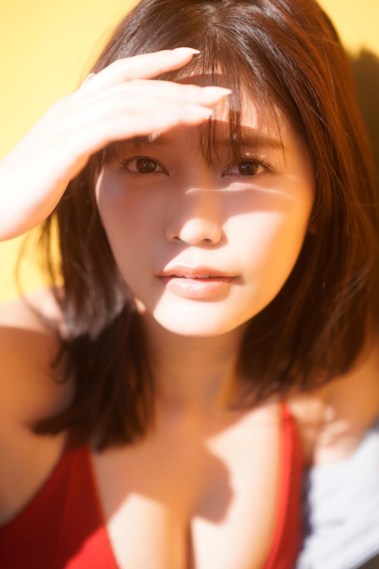 Reona Matsushita 松下玲緒菜, FLASHデジタル写真集　「素肌で、旅立ち」 Set.04(2)