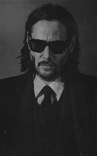 Keanu Reeves NxxBqSDj_o