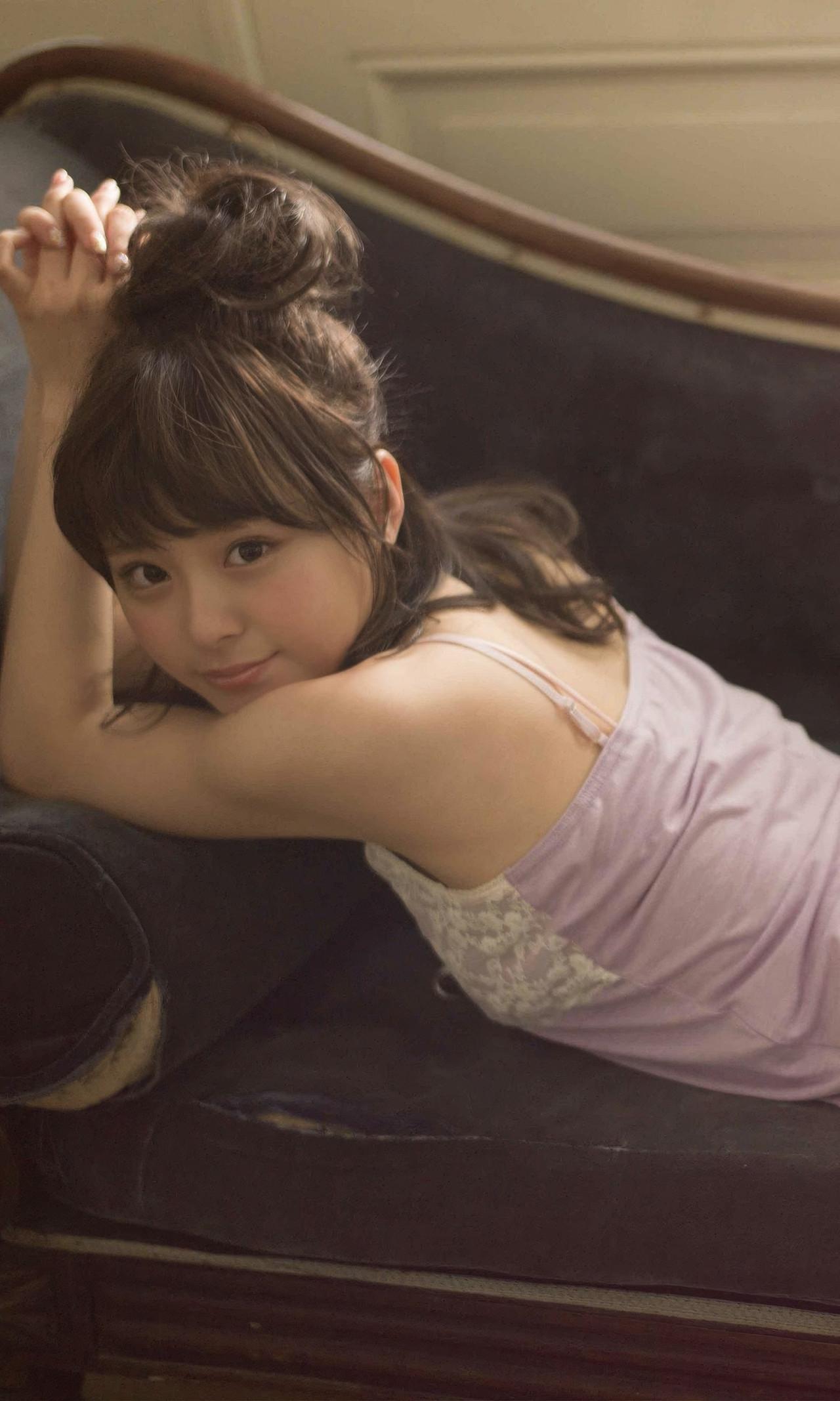 Rena Sato 佐藤麗奈, 週プレ Photo Book 「不思議の国のさとれな」 Set.03(18)