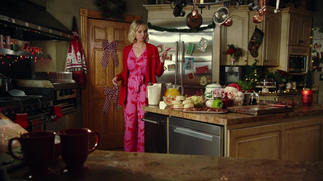 Candy Coated Christmas 2021 1080p AMZN WEB-DL DDP2 0 H 264-EVO Candy Coated Christmas 2021 1080p AMZN WEB-DL DDP2 0 H 264-EVO