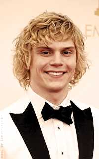 Evan Peters 65PcKYTl_o