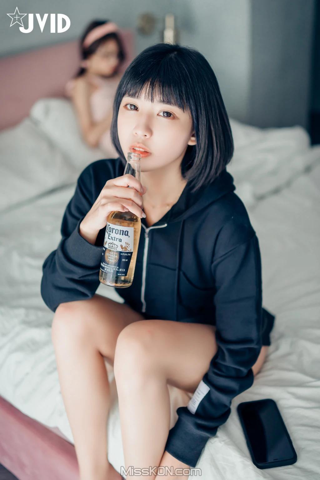 [JVID] 果宝宝 & 妍妍: 姐妹の体液 (197 photos )(118)
