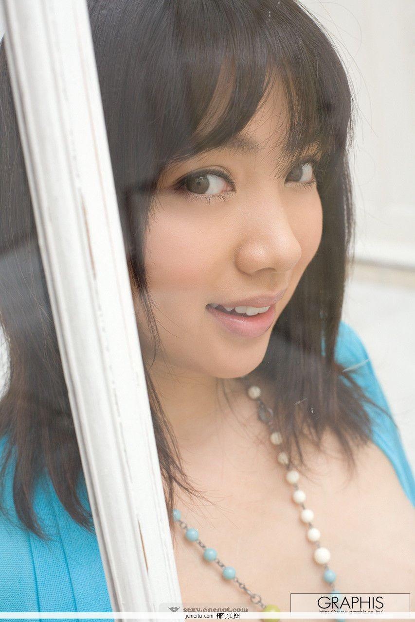 [Graphis] Gals No.215 Haruka Itoh(伊東遥) – For the moment(1)