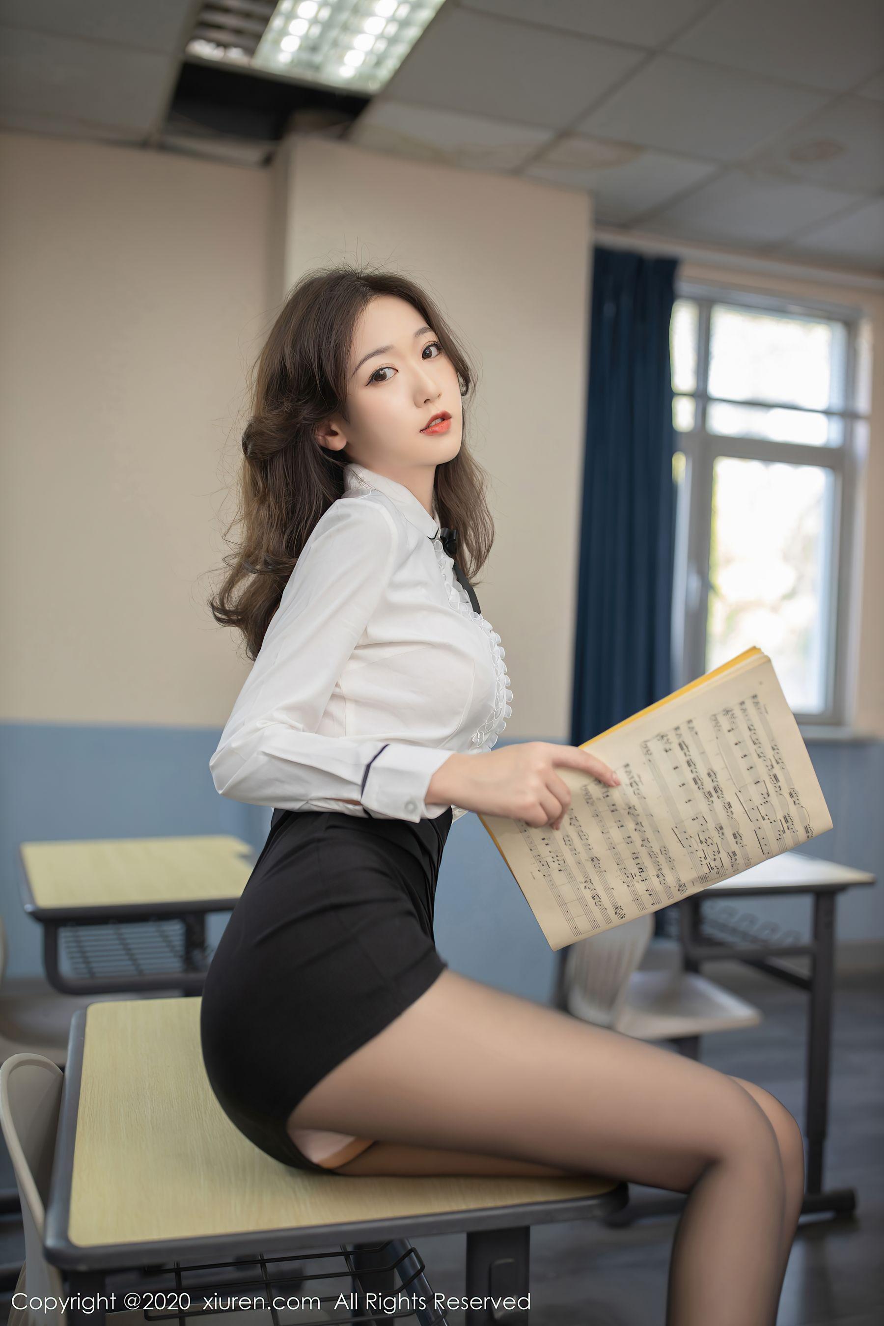 [秀人XiuRen] No.2739 唐安琪 – 唱诗班老师系列(11)