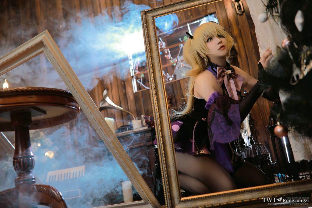 Coser@小容仔咕咕咕w Vol.004: 菲谢尔 (26 photos )