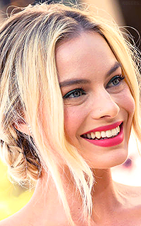 Margot Robbie ELMyN26x_o