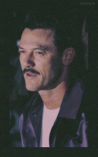 Luke Evans - Page 10 I3pFeHlT_o