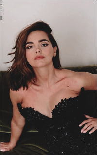 Jenna-Louise Coleman UqaxzLN5_o