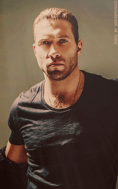 Jai Courtney SF2GAe70_o