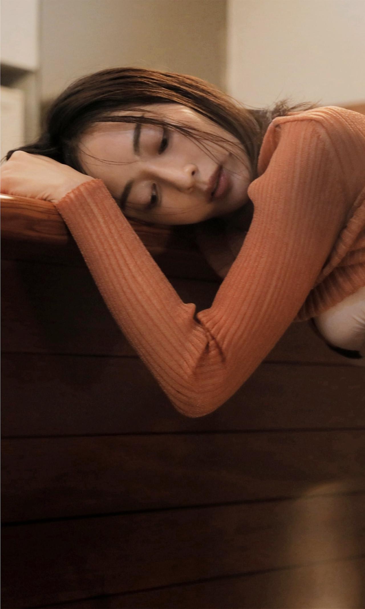 Natsuki Ikeda 池田夏希, 写真集 「いとしく、はぐくむ」 Set.01(4)