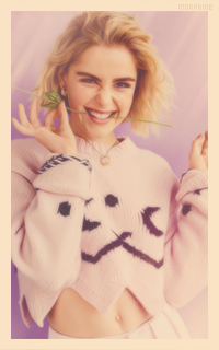 Kiernan Shipka Q89ECKJT_o