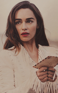 blondynka - Emilia Clarke M77DaW1q_o