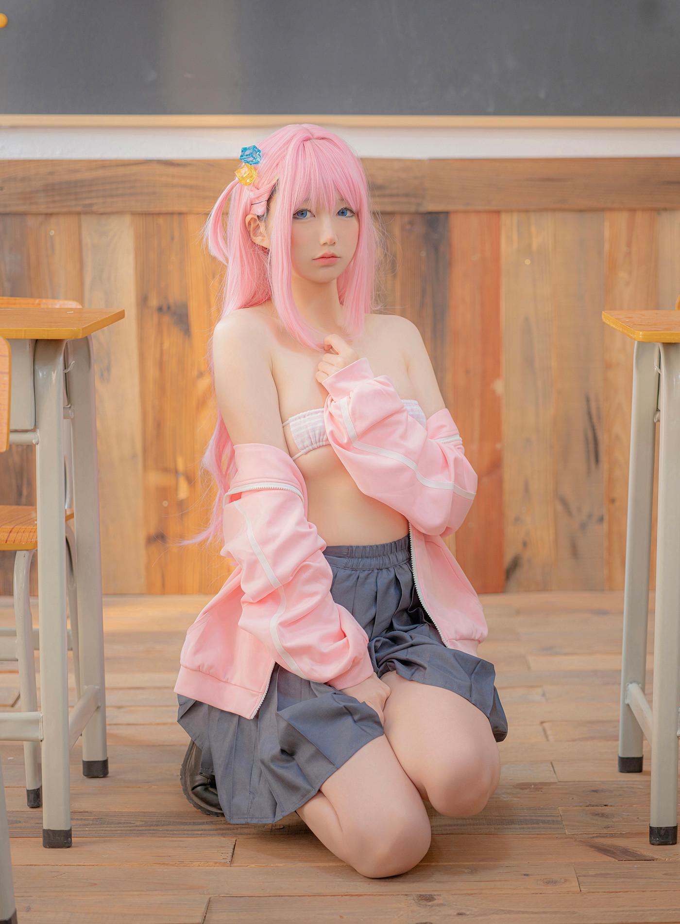 Cosplay Nagisa魔物喵 – ぼっち・ざ・ろっく(8)