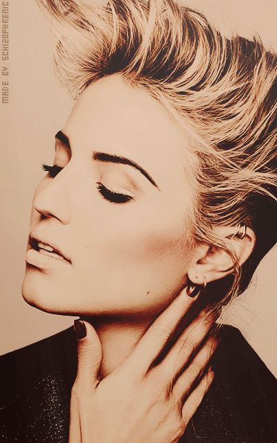 Dianna Agron QvB1Rjkw_o