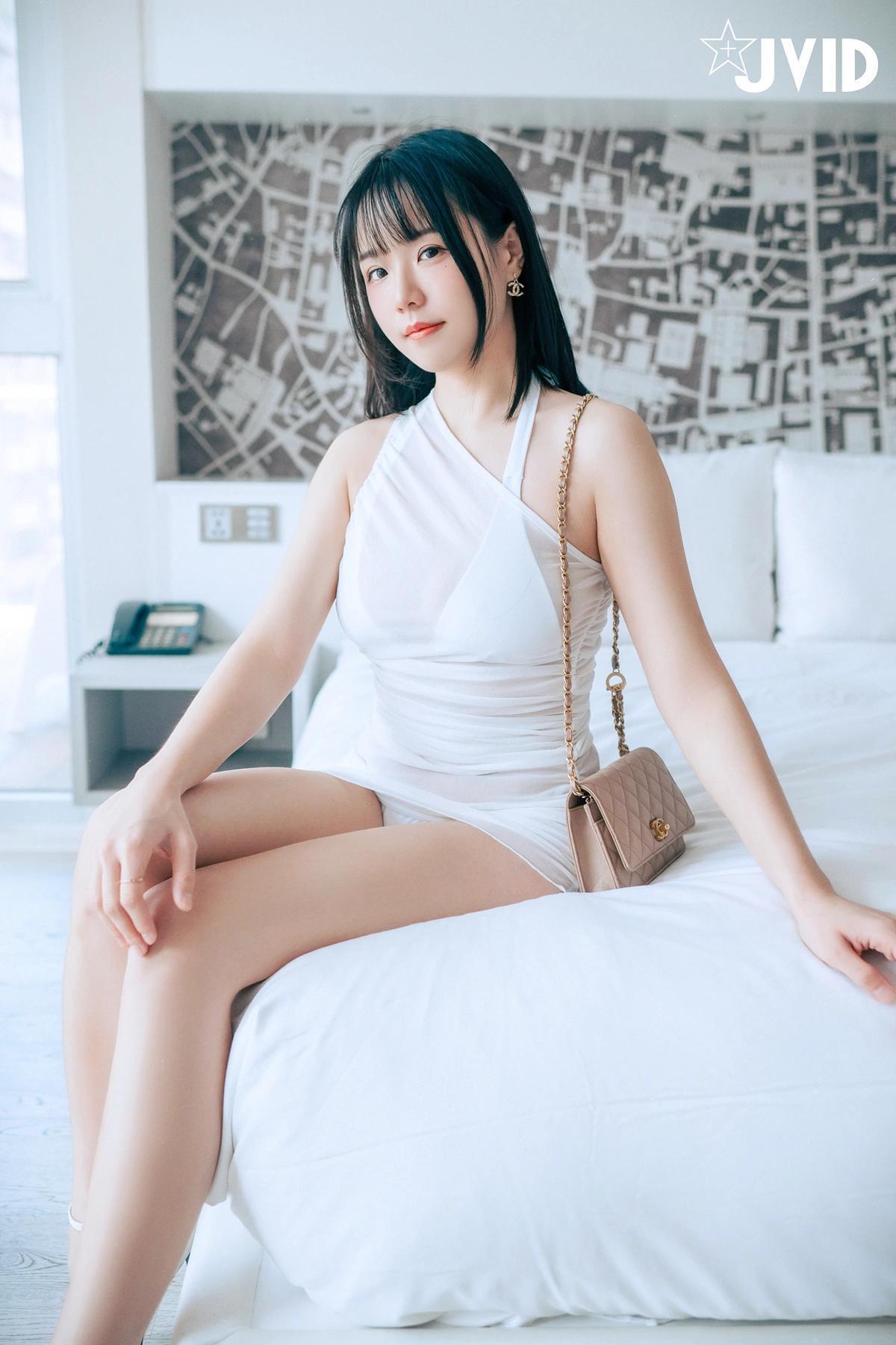JVID Angela寶7 – 豪乳情婦の不倫旅行－寶七🫦跪舔肉棒的色色拜金萌妹🔥靈巧的舌頭舔來舔去😈 Set.02(3)