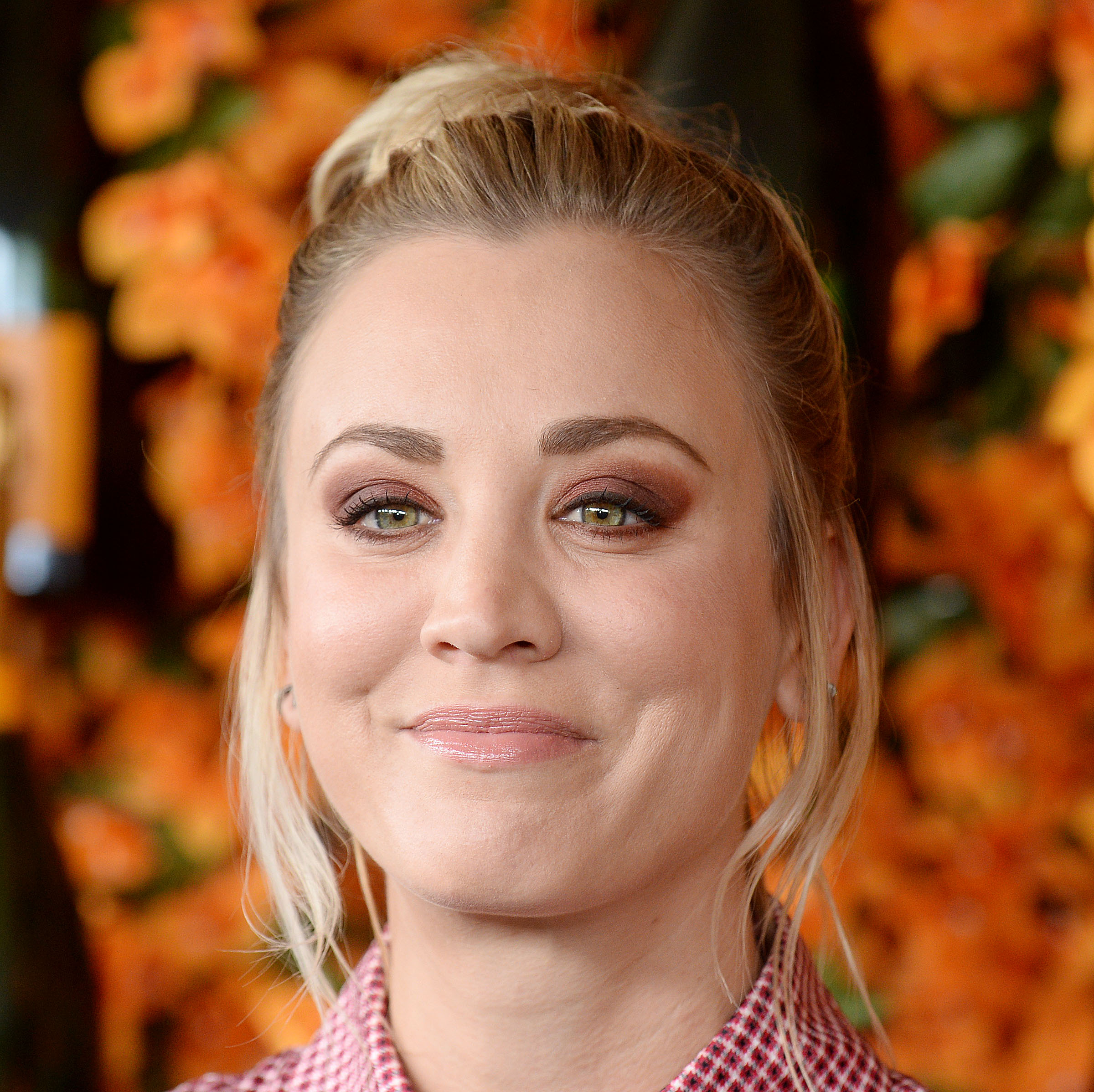 [ Modelos Internacionales ] - Kaley Cuoco - Evento "Veuve Clicquot Polo