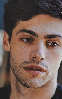 Matthew Daddario 9xqeoOaa_o