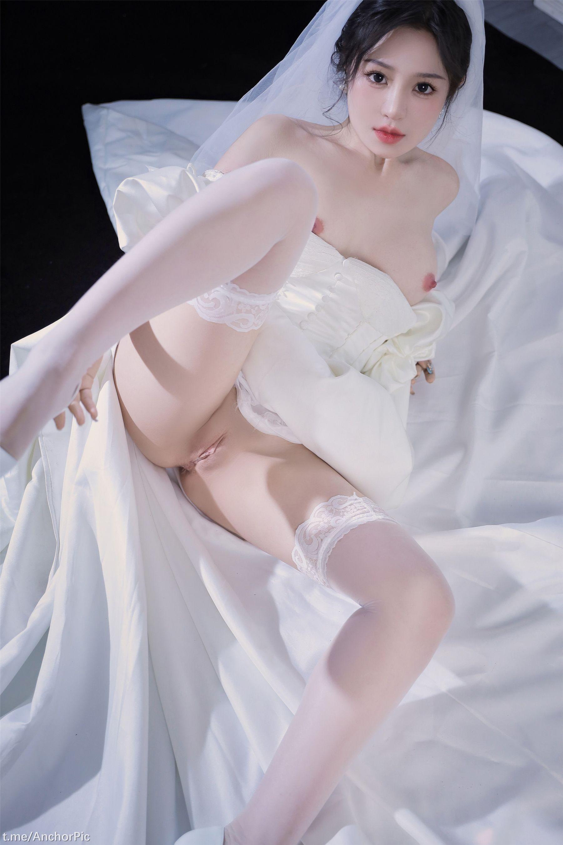 国模套图 桃暖酱《婚纱》(24)