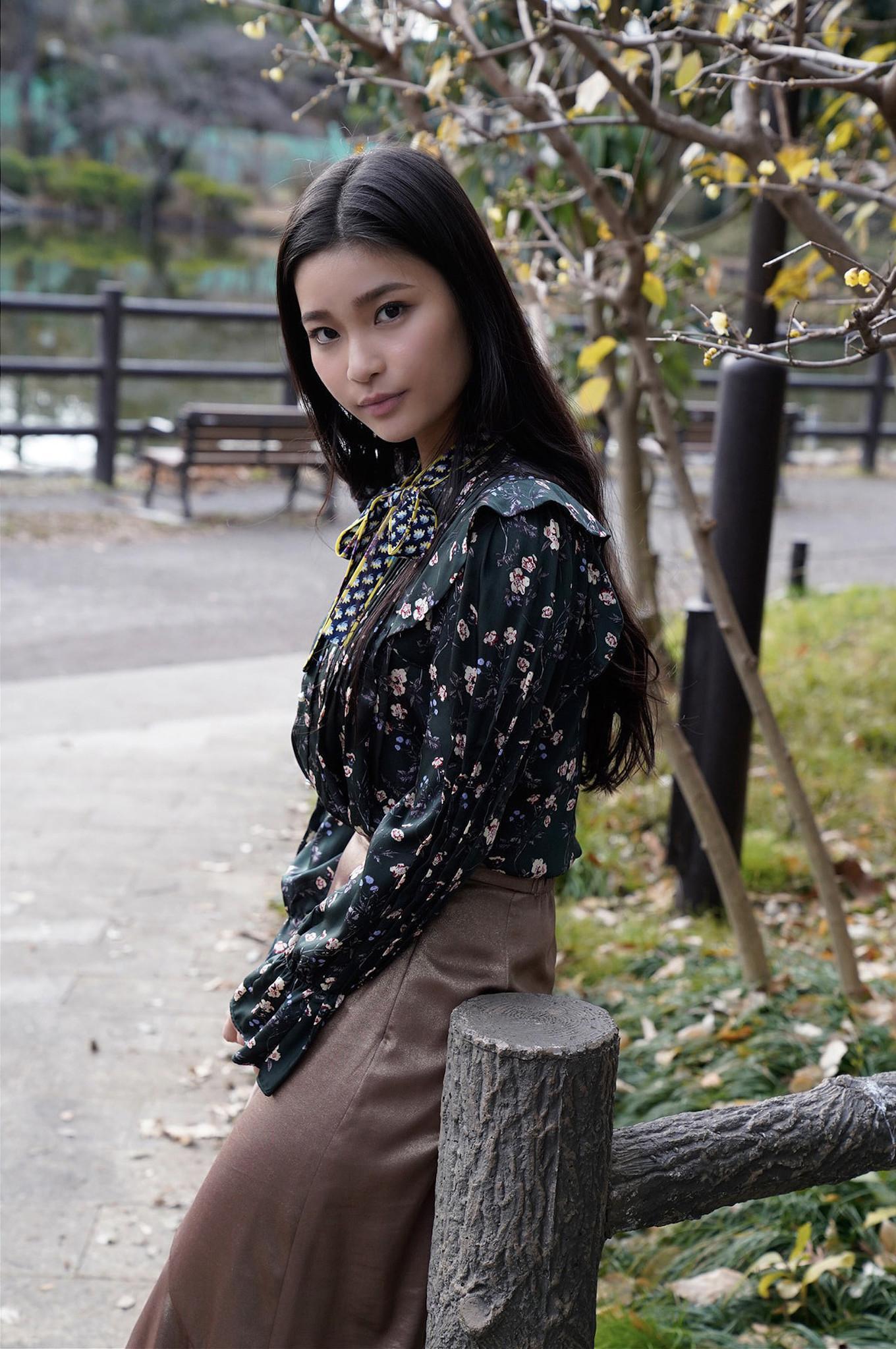 Ai Tsubakihara 椿原愛, 週刊ポストデジタル写真集 「Ｔバックは戦闘服！」 Set.02(1)