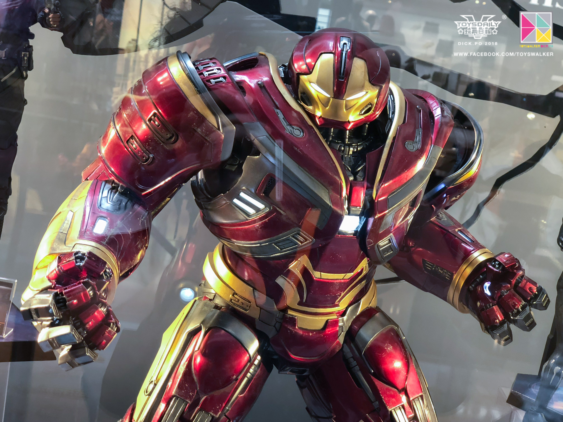 Exhibition Hot Toys : Avengers - Infinity Wars  Ga6NveZW_o