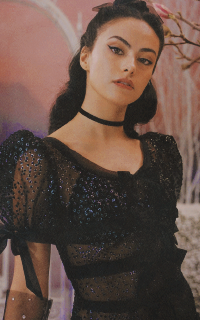 Camila Mendes 5kOaTnwW_o