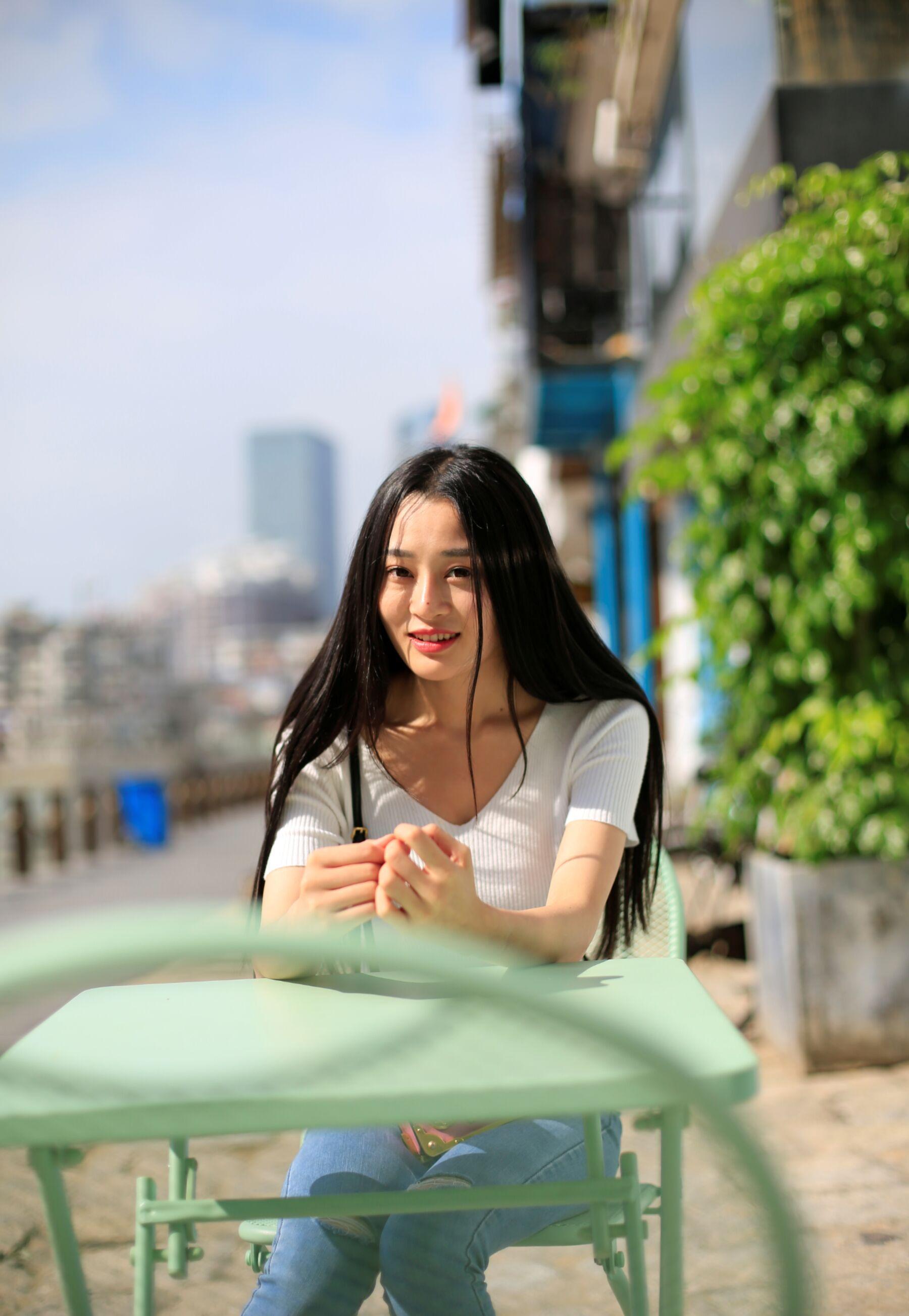 国模套图 素人私房流出(307)