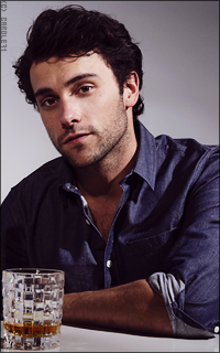 Jack Falahee NLFVszPt_o