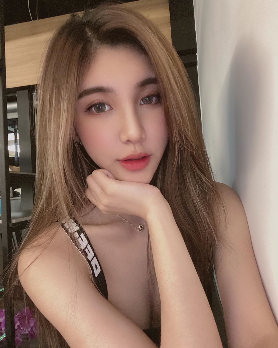 直播正妹—沛兒 pVDsQO1x o - 直播正妹—沛兒