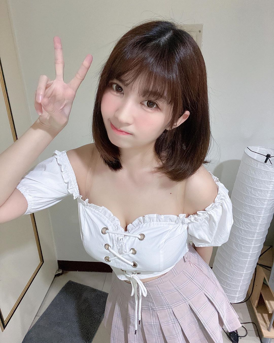 直播正妹—李藹蔚 KdXoRX8U o - 直播正妹—李藹蔚