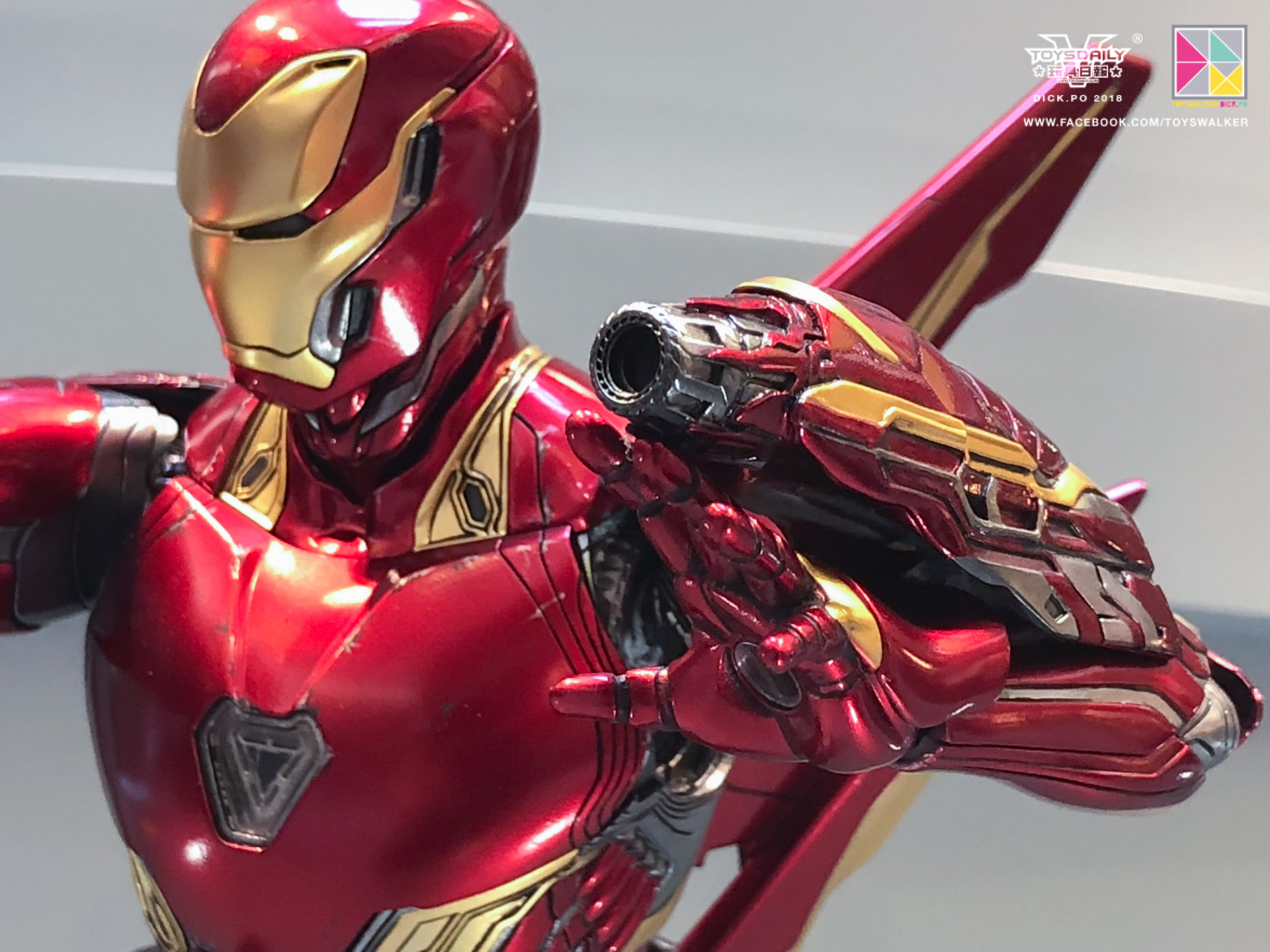 Exhibition Hot Toys : Avengers - Infinity Wars  Waa3pX9C_o