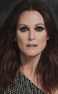 Julianne Moore XVbKmXaH_o