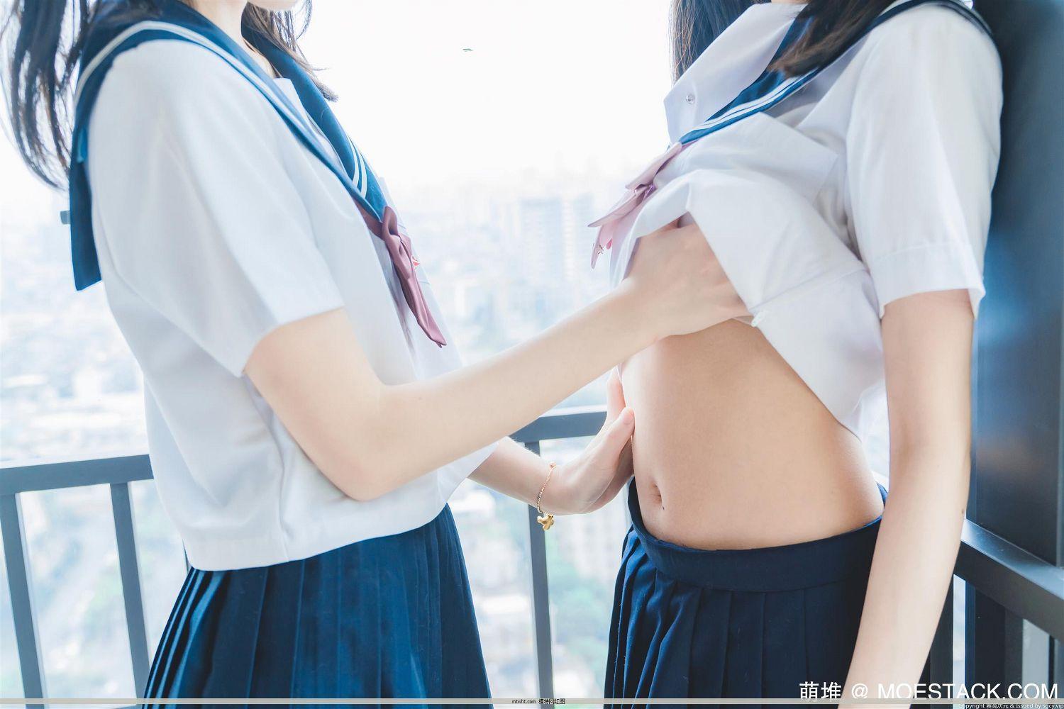 微博美女:@桜桃喵 – 她(制服×制服) (微博美女:@桜桃喵&福利妹子图-萌系小姐姐治愈系美少女Coser@木绵绵OwO)[37P](7)