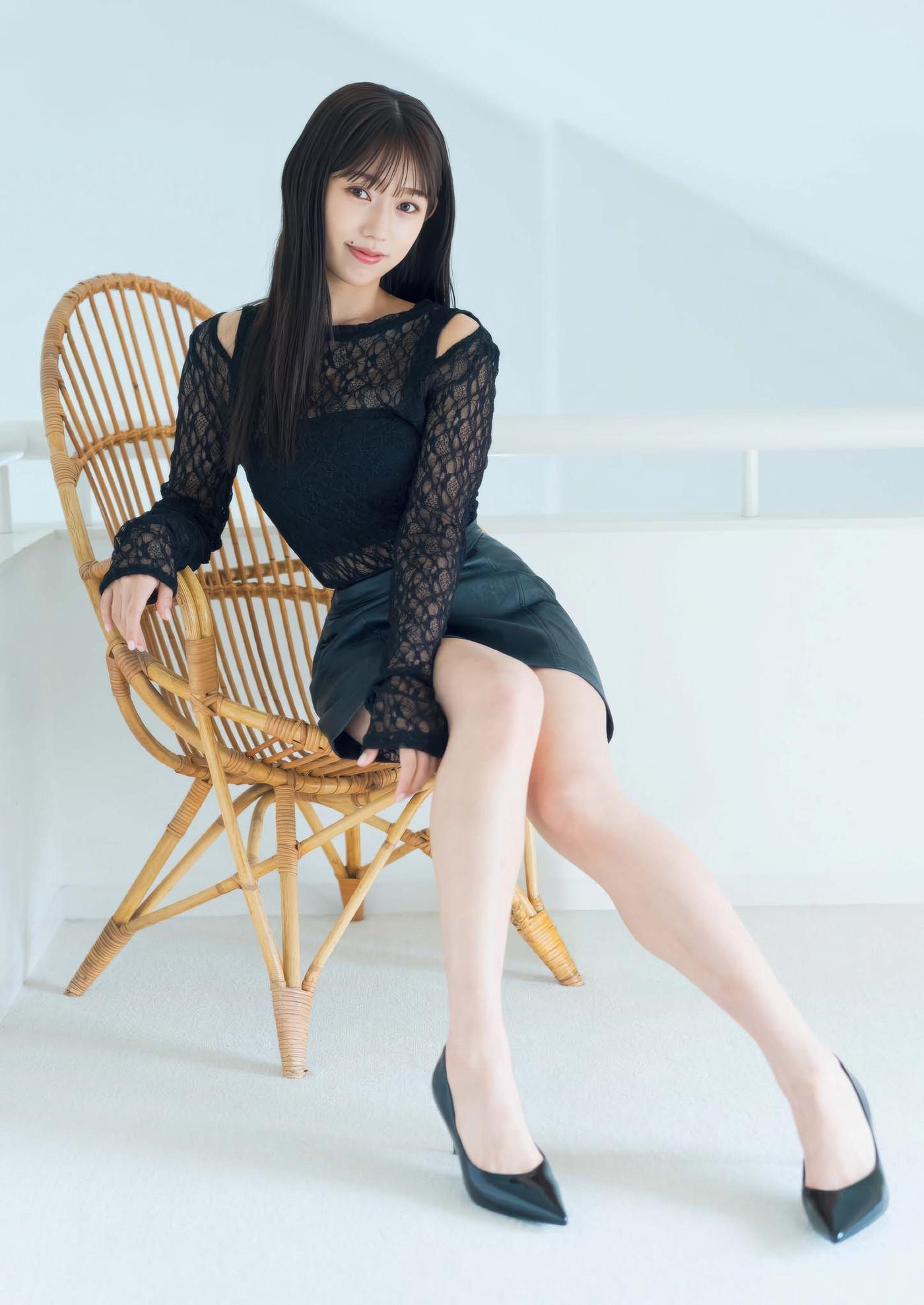Mina Horie 堀江聖夏, Big Comic Spirits 2025 No.29 (ビッグコミックスピリッツ 2025年29号)(14)