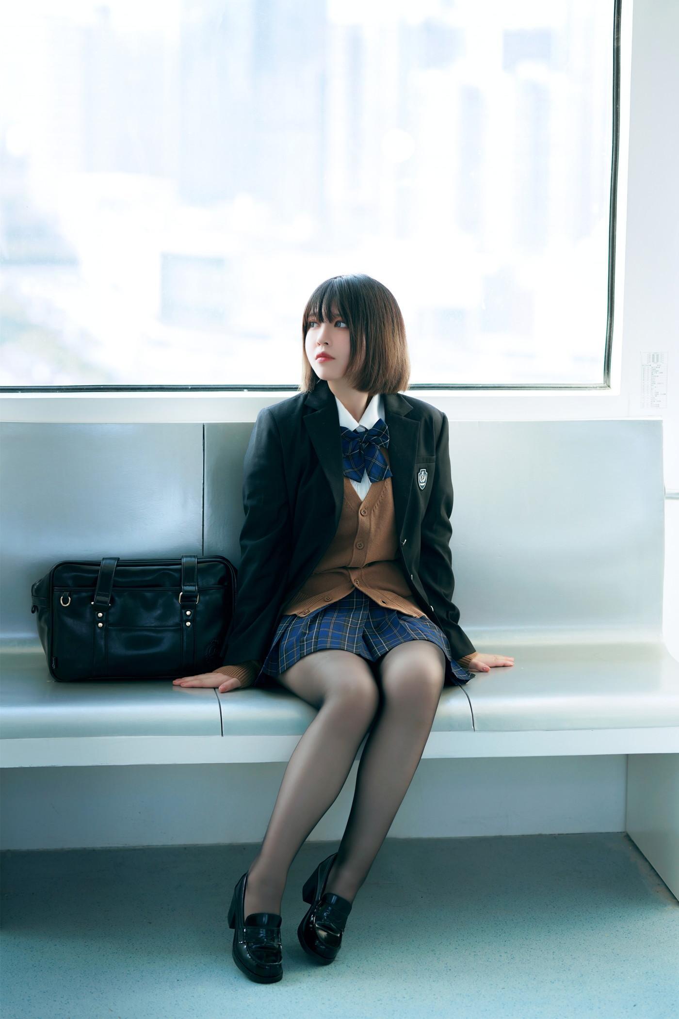 Cosplay 半半子Banbanko 彼女の制服(24)