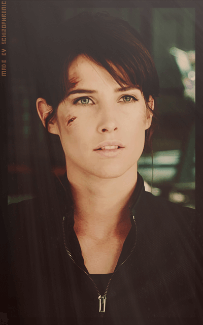 Cobie Smulders Qb6iu8nO_o