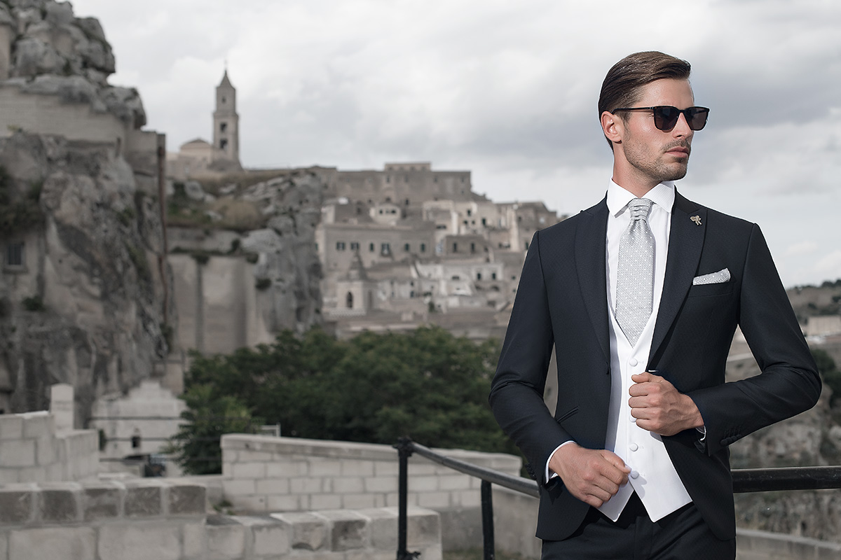 MALE MODELS IN SUITS: DEAN STETZ for ANGELO TOMA