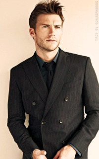 Scott Eastwood Imok7hNR_o