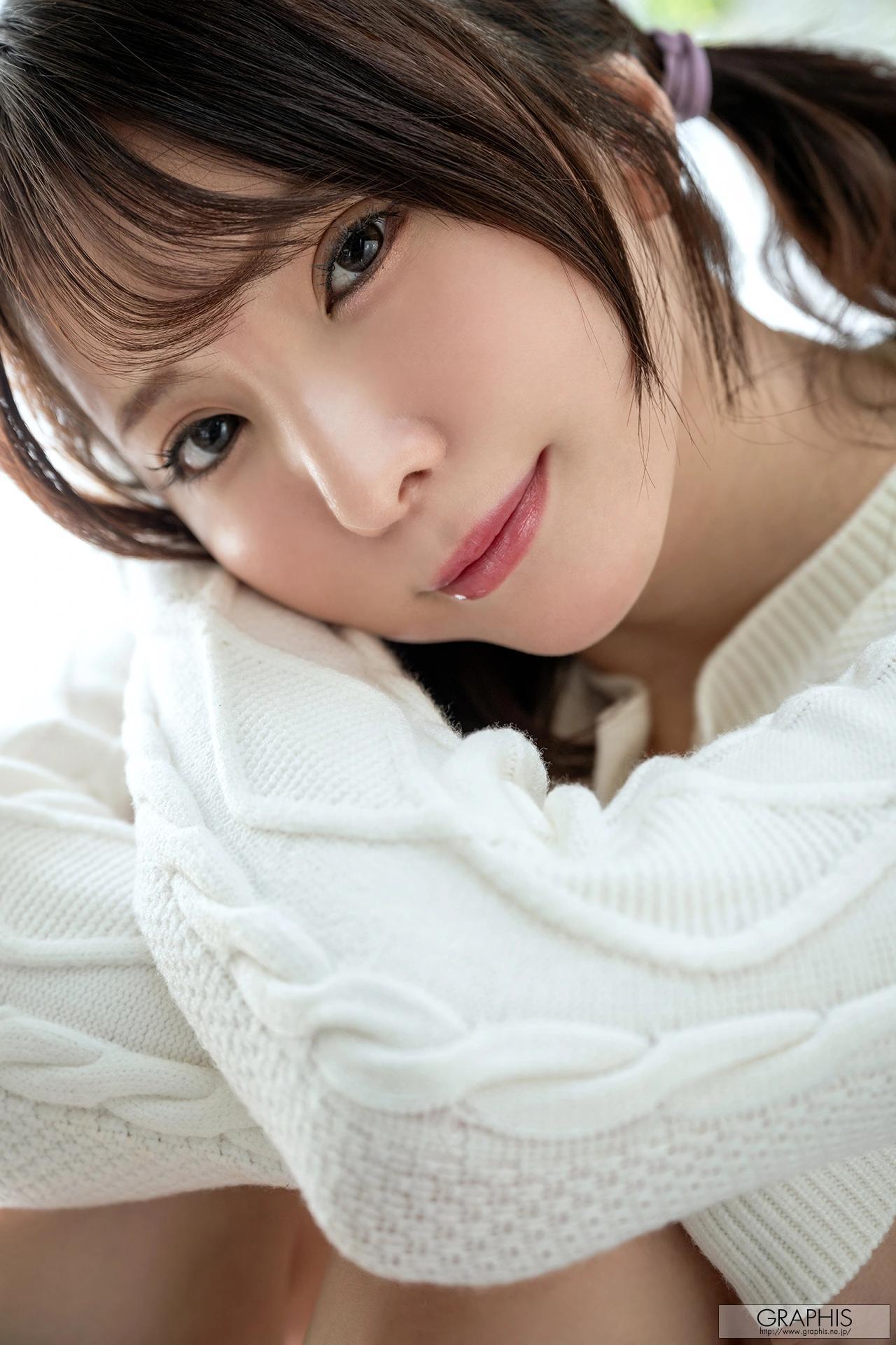 Yuuka Niizuma 新妻ゆうか, Graphis First Gravure Vol.04(1)