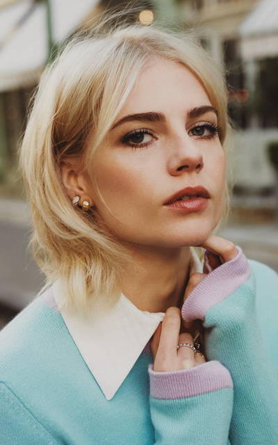 Lucy Boynton - Page 2 MkxMHkuI_o