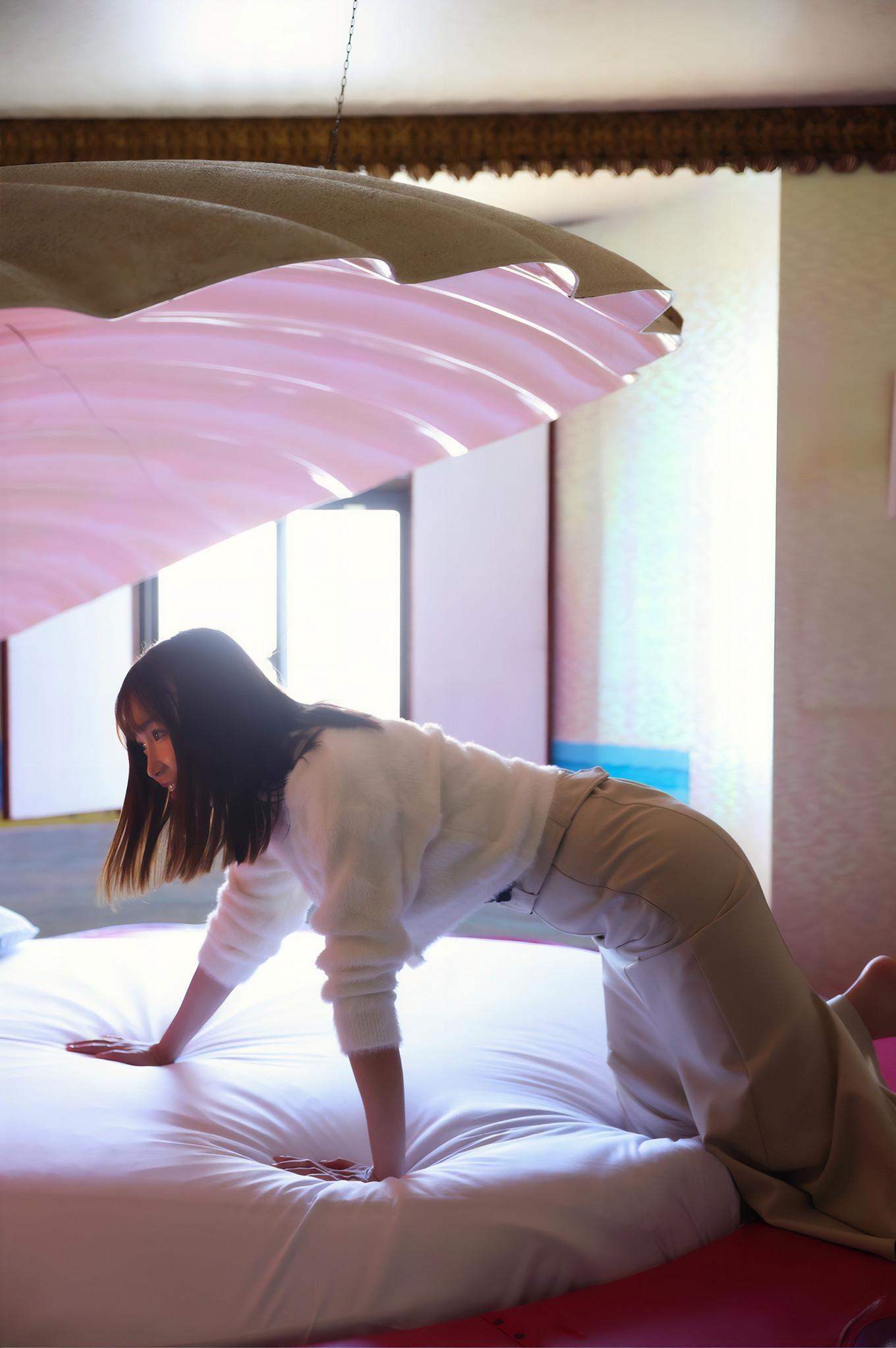 Asuna Kawai 河合あすな, 写真集 ‘TAKE ME TO LOVE HOTEL！ あすなをラブホに連れてって Room.01’ Set.01(6)